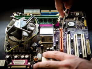 Мастер по ремонту компьютеров на дому, отличная цена на ремонт компьютеров